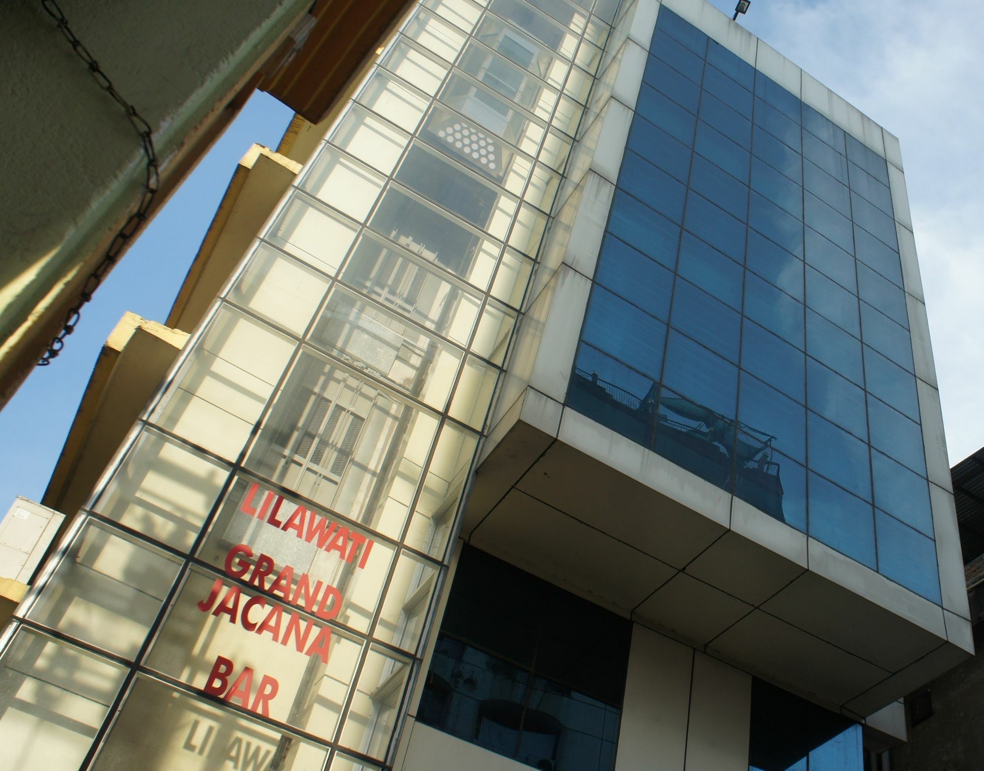 גווהטי Hotel Lilawati Grand מראה חיצוני תמונה